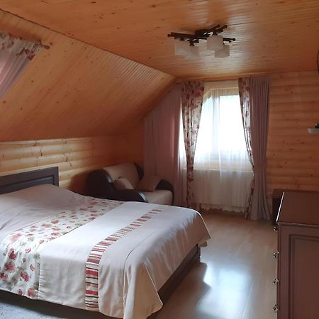 Chalet 888 Cottages Palyanytsya Exterior foto