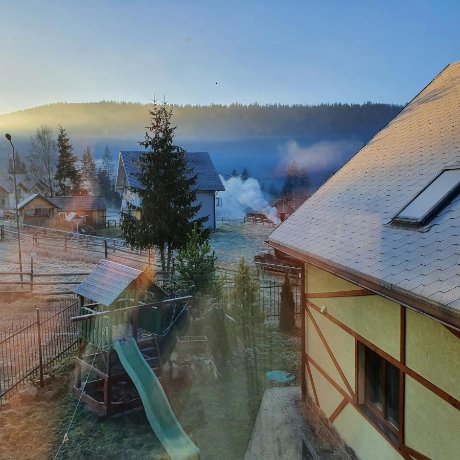 Chalet 888 Cottages Palyanytsya Exterior foto